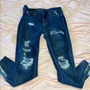 American Eagle Ripped Jegging